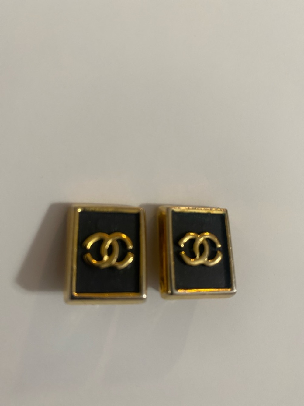 CHANEL Black and Gold Rectangular CC Clip-On Earrings - Picture 7 of 8